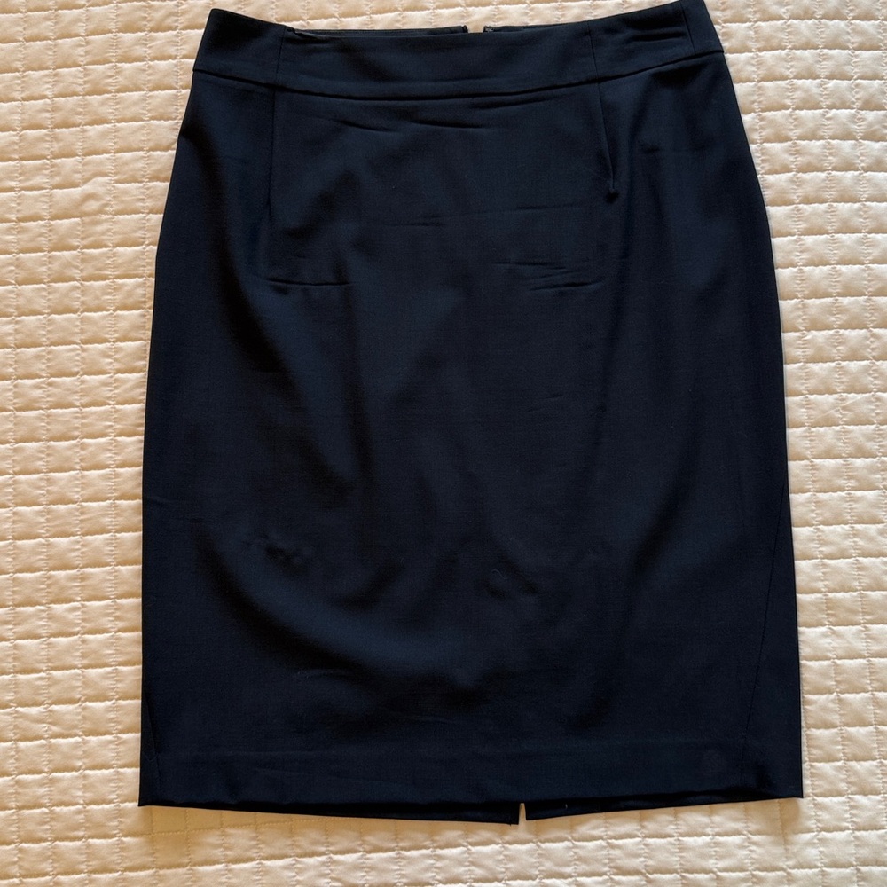 Theory Pencil Skirt Slim Fit Stretch Wool Navy Size 8